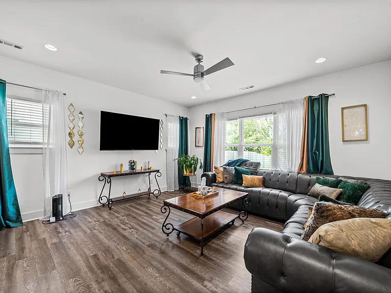 408 Farris Ave — Photo 26