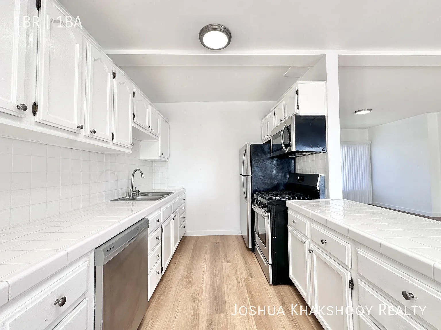 1116 N Clark St West Hollywood, CA 90069 — Photo 3