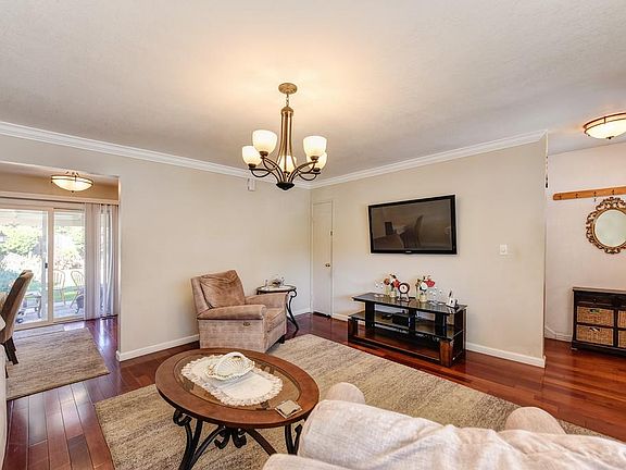 5th image of 1381 Searcy Dr