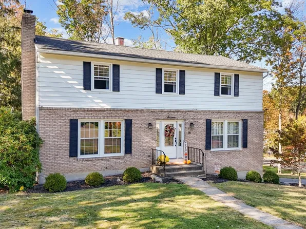 16 Hilltop Rd, Apalachin, NY 13732