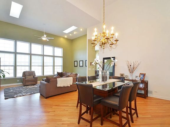 2nd image of 575 Cypress Point Ct