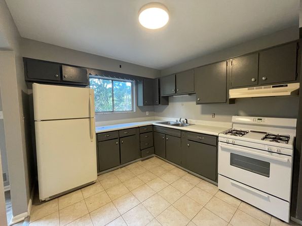 1391-1393 Hazlett Rd