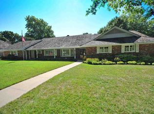 5025 SW Brentwood Rd, Topeka, KS 66606