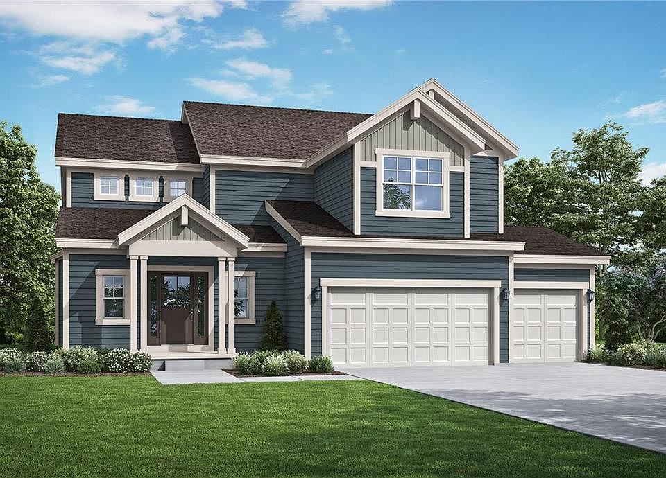 1st image of 124 SE Briar Valley Ln