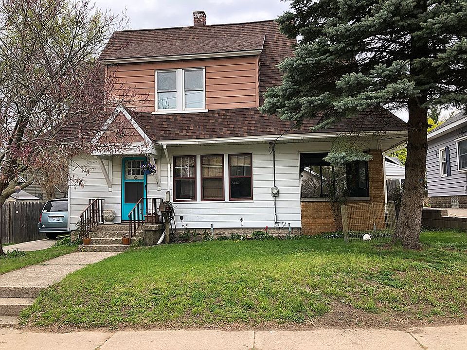 1st image of 465 Julia St NE