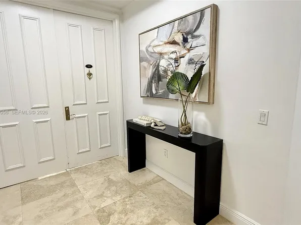 13621 Deering Bay Dr APT 502, Coral Gables, FL 33158