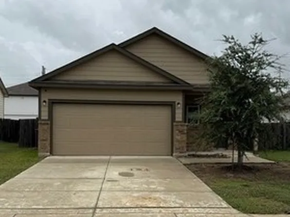 2417 Marty Way, Seguin, TX 78155