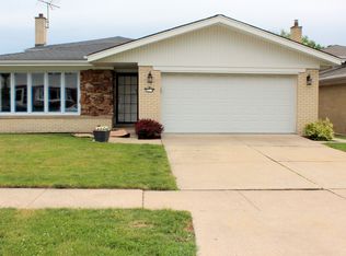 2913 Kensington Ave, Westchester, IL 60154