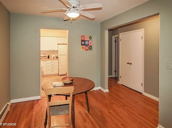 3rd image of 301 Chicago Ave APT 2CE