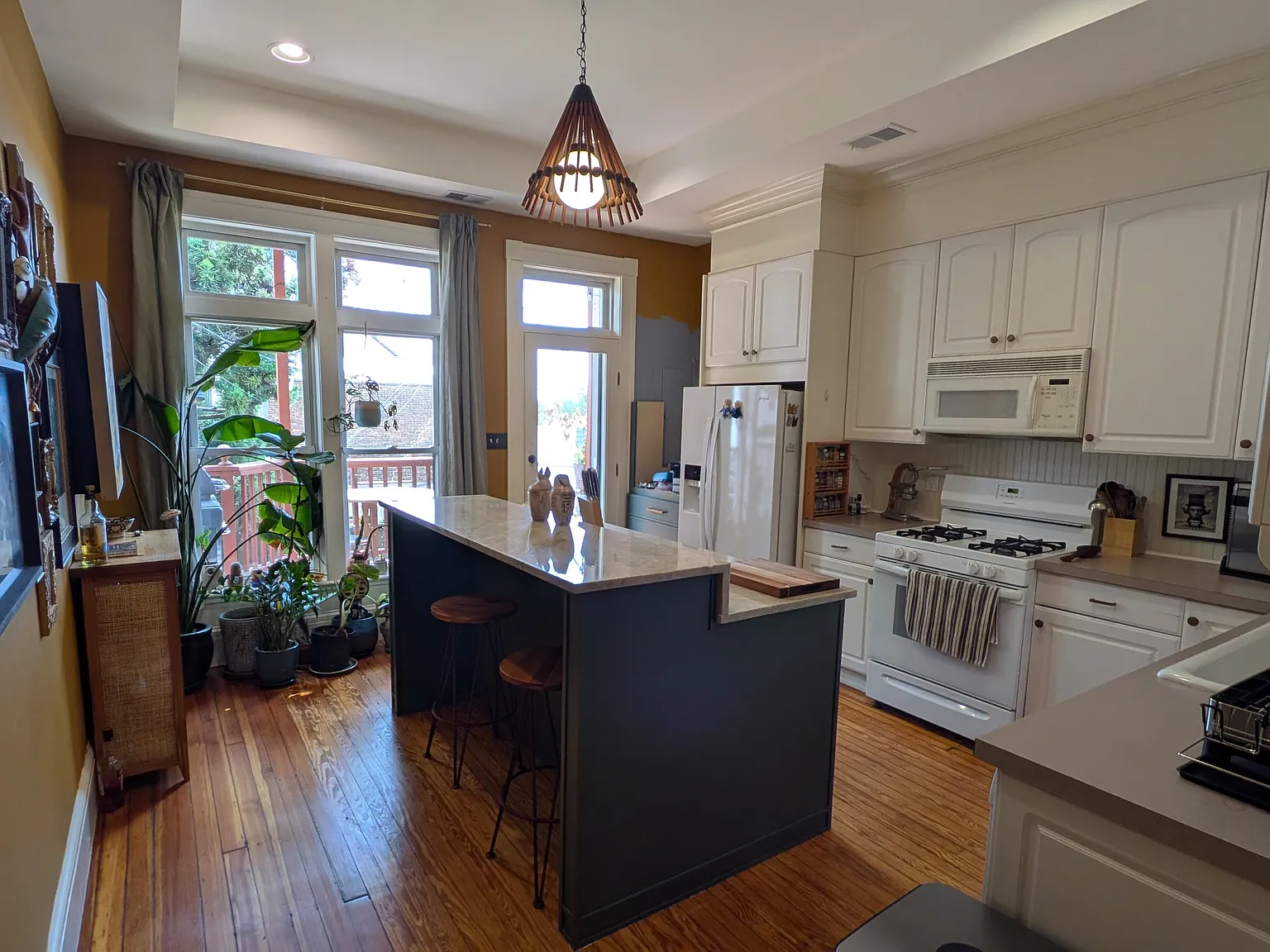 2 bed, 1500 sqft, $1,200 — Photo 3