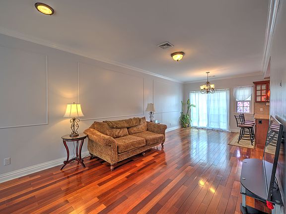 3rd image of 9409 129th St