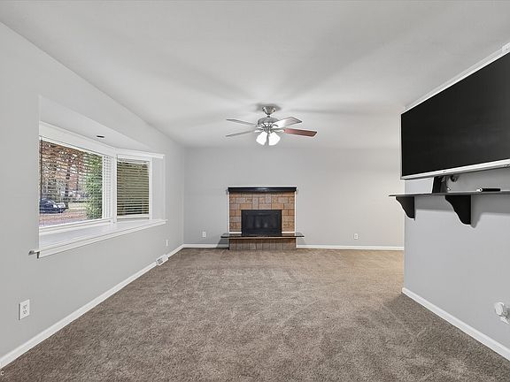 4th image of 8618 E Skyway Dr