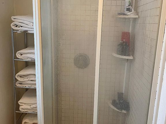 3rd image of 613 W Riverview Dr #2