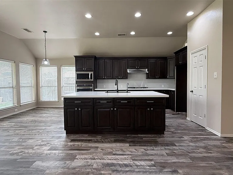 13615 Evening Wind Dr — Photo 4