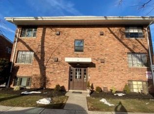10 Washington St APT 1, Clark, NJ 07066