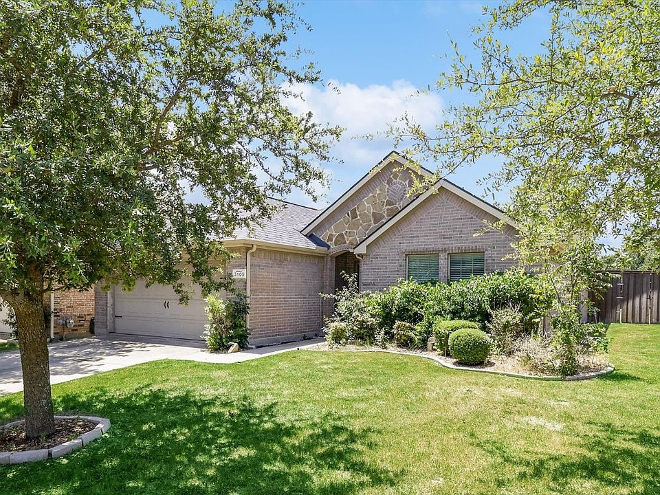 1st image of 3105 Willow Place Dr