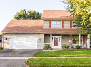 440 W Maple Ave, Elburn, IL 60119