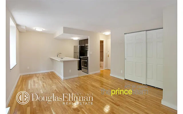 Rented by Douglas Elliman | media 14