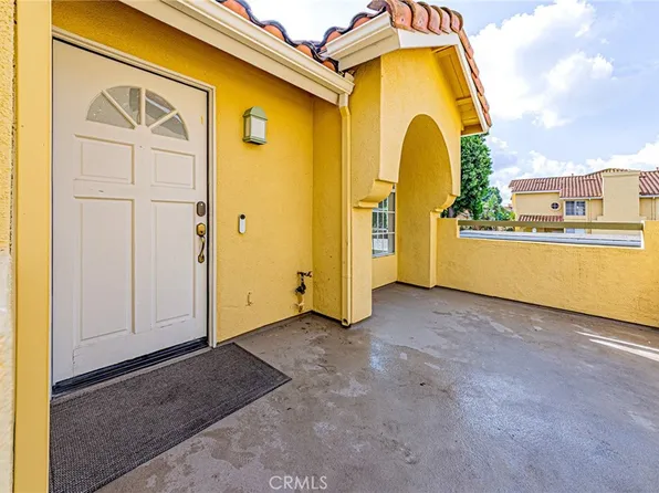 55 Alicante Aisle, Irvine, CA 92614