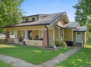400 SE SECOND Street, Paoli, IN 47454