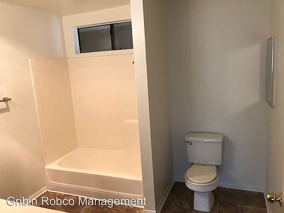 4th image of 1021 W Angeleno Ave APT 211