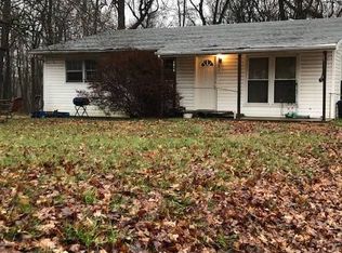 6899 Yankeetown Rd, Newburgh, IN 47630