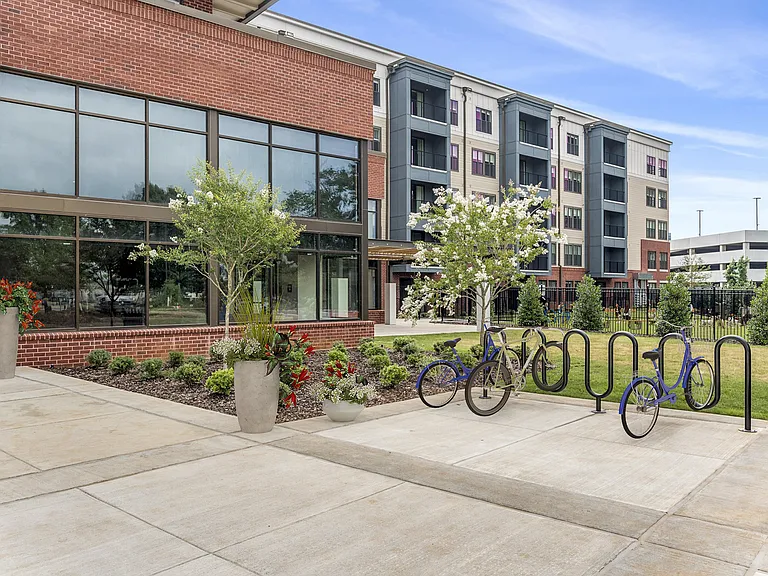 Eclipse Residences — Photo 19