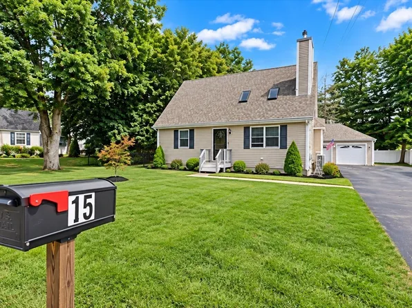 15 Crossman Ave, Attleboro, MA 02703