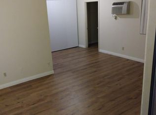 7107 Kester Ave APT 207, Van Nuys, CA 91405
