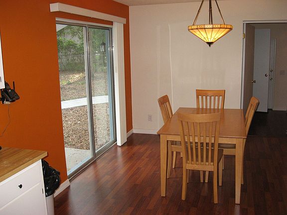 kitchen-4th BR entry