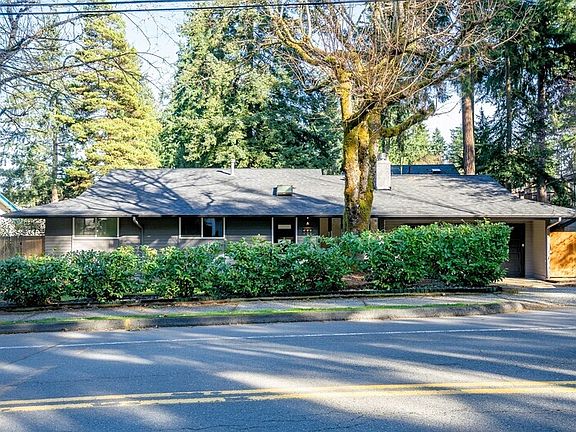 2nd image of 6832 122nd Ave NE