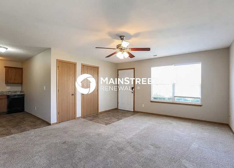 222 Palmer Ct — Photo 4