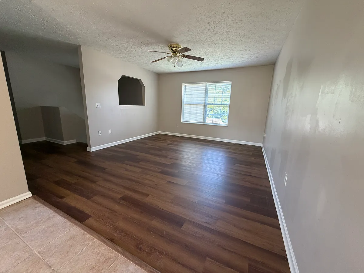 Building Photo - 2321 Scenic Mountain Dr