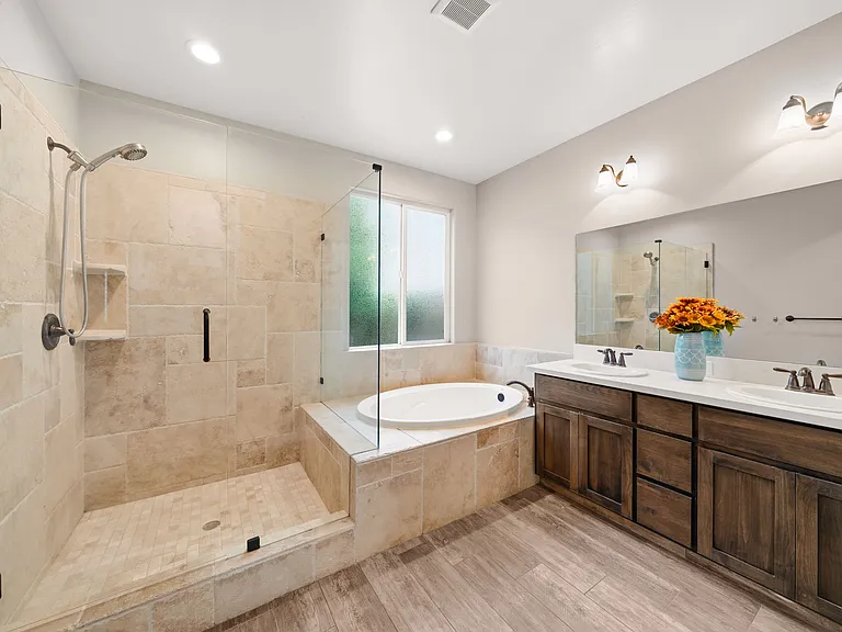7303 Whiskey Creek Dr — Photo 26