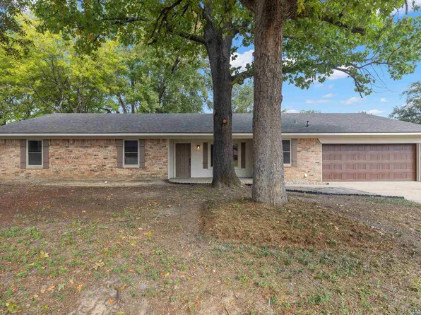 1009 Sovereign Dr, Longview, TX 75604