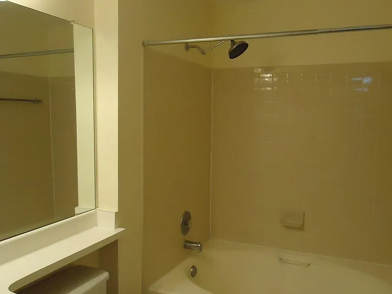 816 S Vance St #C — Photo 5