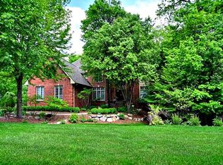 1578 Scenic Hollow Dr, Rochester Hills, MI 48306