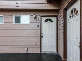 255 SE 3rd St #4, Clatskanie, OR 97016