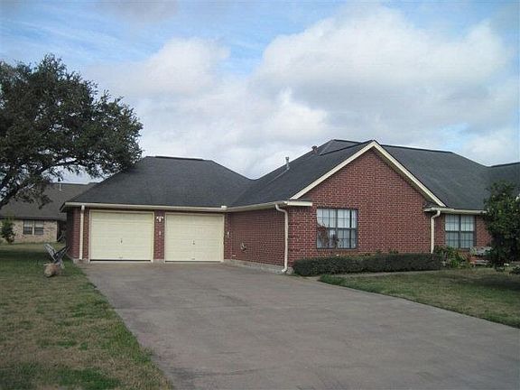 3rd image of 117 Holly Ln