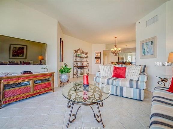 4th image of 75 Ocean Ln APT 503