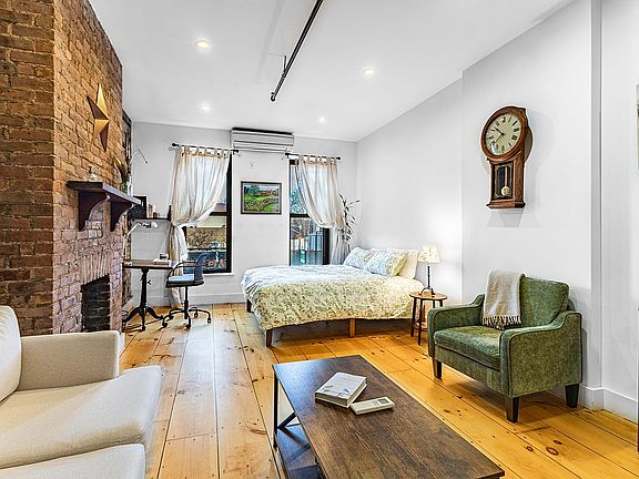 4th image of 940 Fulton St #3B