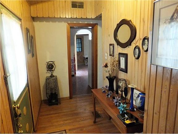 3rd image of 183 Anchor Cir