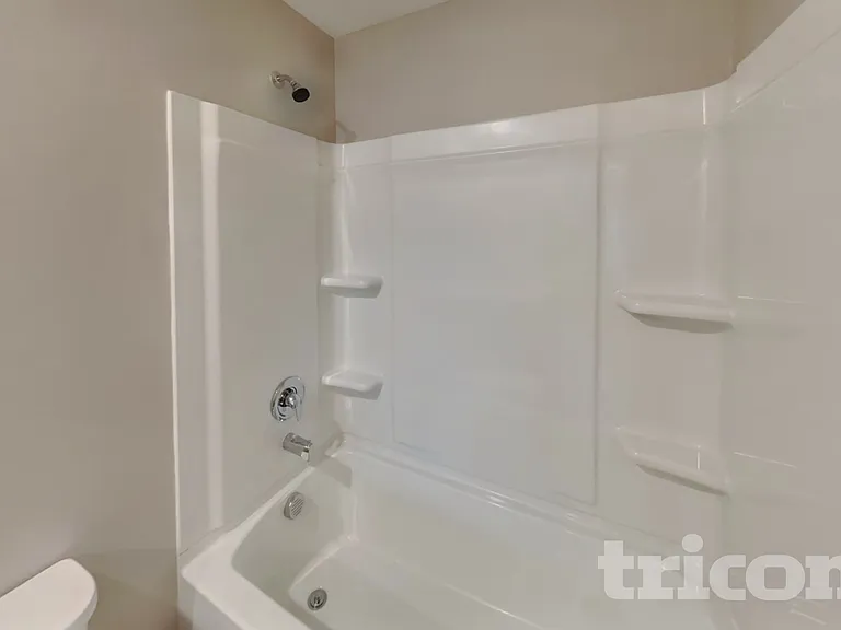 215 Kirkside Dr — Photo 15