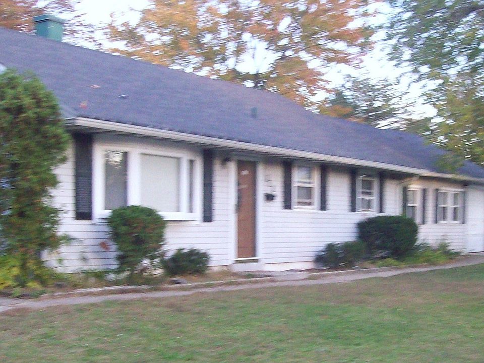 101 S. Dennis Drive, Clayton, NJ