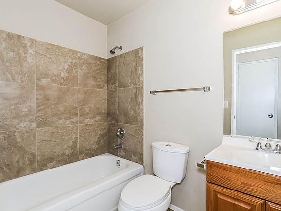 4th image of 2020 N 70th Dr #1