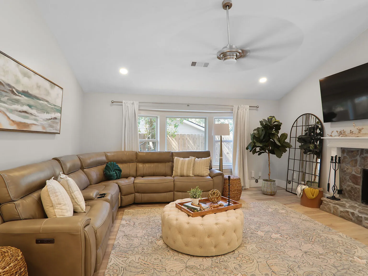 1117 Capital Club Cir — Photo 4