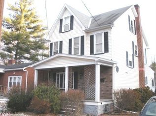 203 W Whittier Ave, Altoona, PA 16602