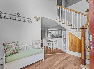 19 Warren Ave #19, Middletown, RI 02842