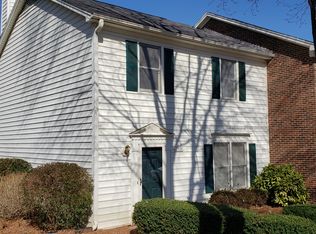 2538 Cottage Pl, Greensboro, NC 27455