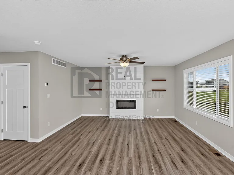 4319 NW 13th St — Photo 5